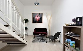 Inah Rooms